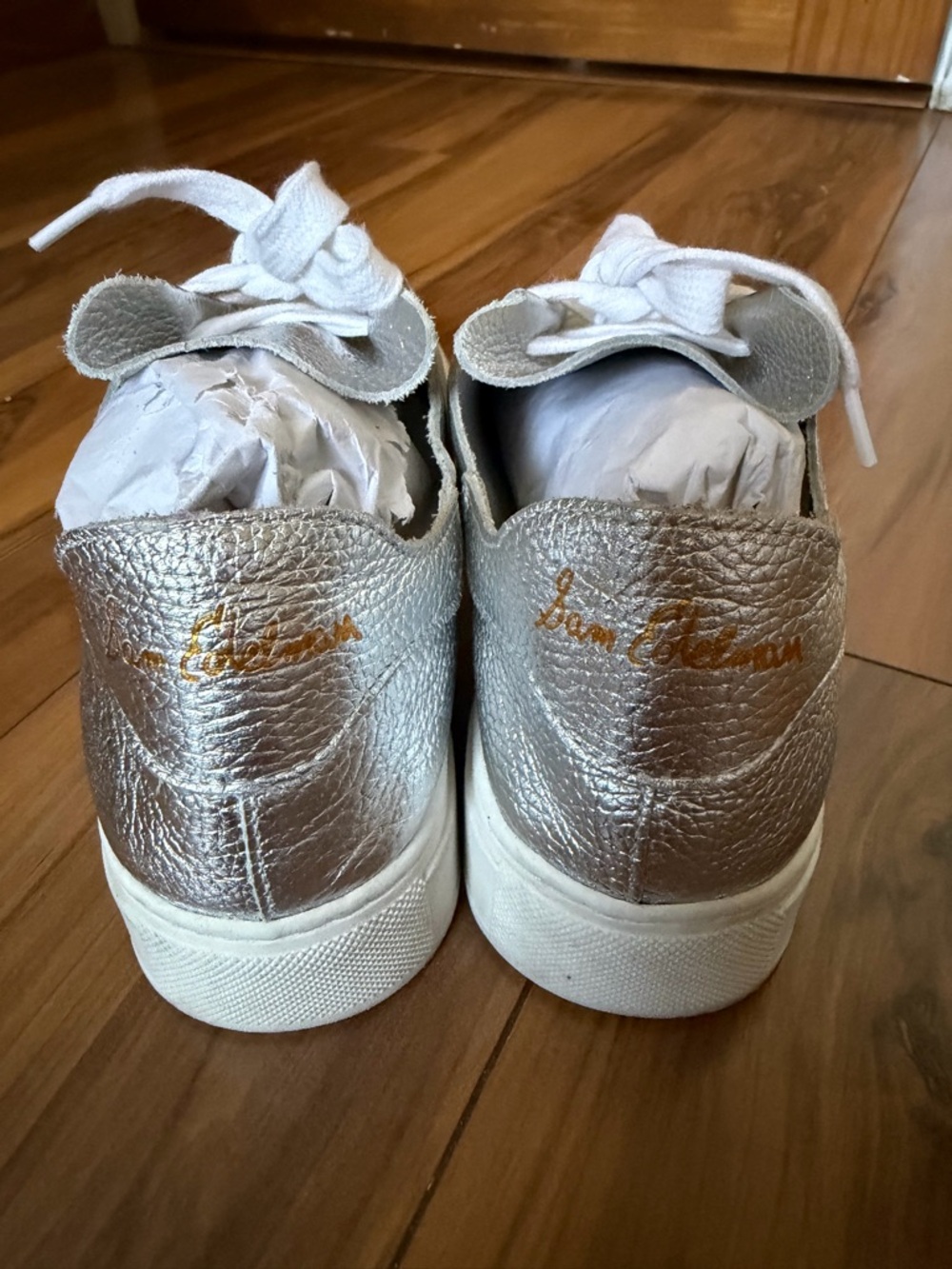 Sam Edelman Metallic Silver Low-Top Lace-Up Sneakers - Picture 2 of 8